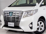 ★展示前点検実施★特殊な機材も用いて、前車点検を実施しております!