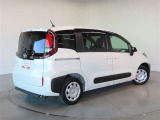 走りにこだわりながら収納力も持ち合わせたお車です。荷物を載せて軽快なドライブを楽しめますよ♪