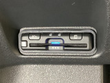【ETC車載器】もはや必須アイテムのETCを搭載!高速道路のご利用時にとても便利!わずらわしい料金所での現金支払いが不要となりスムーズに通過できます♪