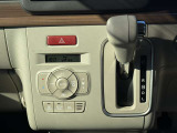 【運転席操作部】運転に役立つ機能ばかり!快適なドライブにしてくれること間違いなし!!