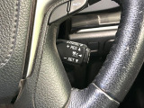 【レーダークルーズコントロール】高速道路での長距離走行が楽に!!自動で速度を保つクルーズコントロールが、衝突軽減システムと連携し、前方の車両を感知して車間を保つように速度調節してくれます!!