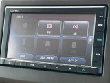 ナビゲーションはホンダ純正メモリーナビを装着しております。AM、FM、CD、Bluetooth、USB接続での音楽がご使用可能です。