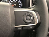 《全車速追従機能付ACC(アダプティブクルーズコントロール)》走行中、先行車の様子を検知しつつ、設定した車速で先行車に追従します。長距離運転中の渋滞なども快適に運転できます。