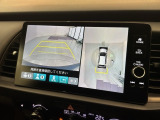 全方位モニターがついています! 車の周囲を360&deg;安全確認できるので、普段の駐車はもちろんの事、縦列駐車や幅寄せの際にも活躍してくれますよ。