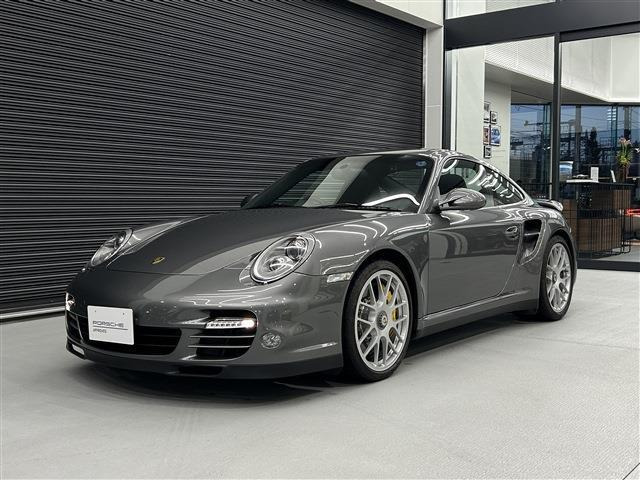 911 ターボS PDK 4WD