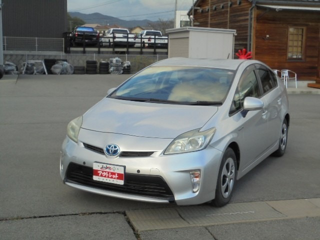 プリウス 1.8 S