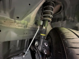 お車を安心してお乗りいただく為には、足回りの定期点検が欠かせません。サービスサポート(有償保証)では無料点検もご提供しており、安心のカーライフをお過ごしいただけるサポート体制が整っています。
