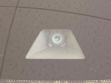 【三菱e-Assist】走行中に前方の車両等を認識し、衝突しそうな時は警報とブレーキで衝突回避と被害軽減をアシスト。より安全にドライブをお楽しみいただけます。