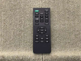 後席モニター用リモコンです。