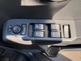 ☆お車についた傷やヘコミ、事故の修理もハヤシにお任せください。自社鈑金工場で修理ができますの安心です☆