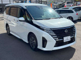 斜めからのフロントビュー