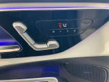 【メモリー機能付パワーシート】3ポジションまでシートポジションを記憶して頂けるため、複数人数での使用や、休憩ポジション・走行ポジションなど様々なお使い方があります。