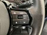 【アダプティブ・クルーズ・コントロール】予め設定した車速内でクルマが自動的に加減速。 前走車との適切な車間距離を維持しながら追従走行し、高速道路でのドライバーの疲労を軽減してくれる嬉しい機能付♪