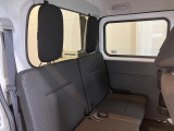 安全安心な走行のために、納車前には小さなクルマを知り尽くしたエキスパートが基本性能に関わる機能や状態を徹底的に点検しています。