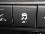 VSC(滑りやすい路面での横滑りを抑え車両の安定性を保つための機能)搭載ですが、雪道などから脱出する時はOFFすると脱出しやすくなる場合があります