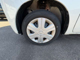 ☆お車についた傷やヘコミ、事故の修理もハヤシにお任せください。自社鈑金工場で修理ができますの安心です☆