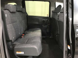 ゆとりある広々とした車内空間は、ドライブを始め買い物やレジャーなど、幅広く活躍します。一人でもみんなとでもお出かけを楽しみましょう!