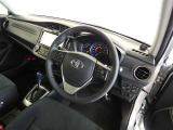 視界も広々で見晴らしの良い運転しやすいコックピットです。