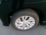 タイヤに溝があるのでまだ走れます!