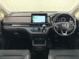 ★いつでも気持ちよく運転できて、使い勝手のいい収納や体をケアするシート、細部にまでこだわったインテリア♪