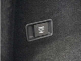◆ラゲッジスペース用アクセサリーソケット◆アウトドアのシーンで大活躍!ライトや充電ケーブルの電源としてご活用いただけます♪