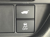 【パワーバックドア】スマートキーや運転席のボタンを押すだけでリアゲートが自動で開閉します!荷物を持っている時や、高い位置にあるバックドアを閉める際に便利な機能です♪