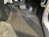 ダイハツディーラーでは「ダイハツ認定U-CAR」という基準を設け、車選びに詳しくないお客様でも「安心して選べる」をご提供しています。