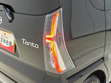 精悍なカスタム専用デザインのLEDリヤコンビネーションランプ(LEDストップランプ)で省電力・長寿命化を実現。
