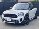まずはご連絡をください!お車詳細や展示状況はMINI NEXT城東鶴見06-6933-3298まで。