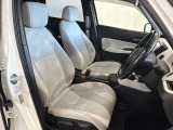 広い視界でどなたさまでも運転がしやすいFITです!