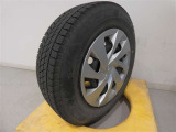 R4年式冬タイヤ175/70R14ブリヂストン製です。