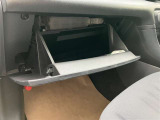 ■助手席前の収納です!