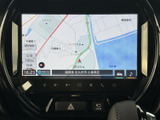 周辺の道路や地名が表示され、現在地を確認しながら目的地までのルート把握に活用できます。画面内の案内を頼りに、初めて訪れる場所へのお出かけも計画しやすく便利です。