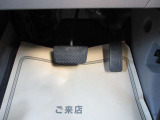 ペダルなどの汚れやすいところも、すみずみまでお掃除済み!