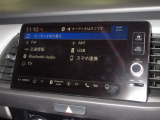 ナビゲーションはホンダコネクトディスプレイを装着しております。AM、FM、Bluetooth、フルセグTVがご使用いただけます。初めて訪れた場所でも道に迷わず安心ですね!