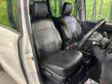 運転席シート廻りは使用感も少なく、良好な状態となっています。丁寧に使われていたことがよくわかりますね。