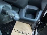 小物入れにもなるドリンクホルダー。