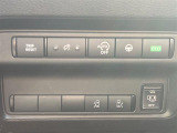 店舗にて現車の確認もいただけますので、お電話で在庫のご確認の上是非ご来店くださいませ。