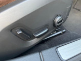 【パワーシート】スイッチ一つで簡単にシート位置の微調整が可能!電動だから力もいりません!自分に最適なシートポジションにセットして、快適なドライブをお楽しみください。