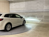 LEDヘッドランプです。十分な明るさを保ちつつも消費電力が少なく、バルブ寿命も長いのが特徴です。瞬時にMAXの光量を発揮するのもLEDならではです。