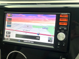 【純正ナビ】人気の純正ナビを装備しております。ナビの使いやすさはもちろん、オーディオ機能も充実!キャンプや旅行はもちろん、通勤や買い物など普段のドライブも楽しくなるはず♪