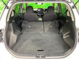 後席を格納すると、これだけの広さが!シーンに合わせたシートアレンジで、大きな荷物も積むことが出来ます♪