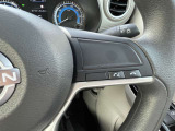 手元のスイッチでオーディオ操作出来ます☆視線をずらさなくて良いので安全運転にも一役かっていますね♪
