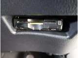 ナビ画面に連動したETCを装備しています。 過去に利用した利用料金も一目で分かって、とっても便利です。 ETCの抜き忘れ、挿し忘れも警告してくれるので安心ですね。