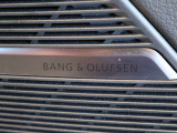 Bang & Olufsen 3D サウンドシステム(17スピーカー)
