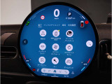 MINIのメーターパネルは円をコンセプトにデザインされております。おしゃれで愛嬌のあるMINI独自のデザインに惹かれる方は数多くいらっしゃいます。