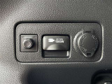 非常時やキャンプなどに役立つAC100Vコンセント付きです。  リヤアクセサリーソケット。