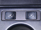 運転席と助手席にシートヒーターを装備しております。