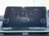 Bluetooth対応の日産純正ナビなのでスマホの音楽を車内で聴けるのでお出かけの時もお気に入りの曲を聴きながらノリノリドライビング♪