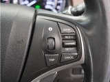 ◆アダプティブクルーズコントロール◆予め設定した車速内でクルマが自動的に加減速。前走車との適切な車間距離を維持しながら追従走行します。【LKAS】車線維持支援システムでステアリング操作を支援。